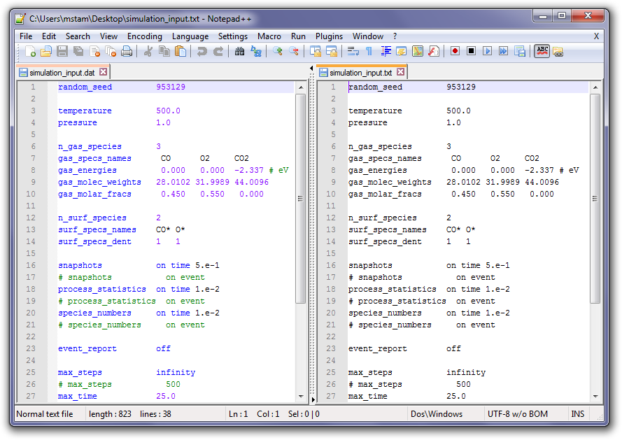 Screenshot of Notepad++ with and without syntax highlighting